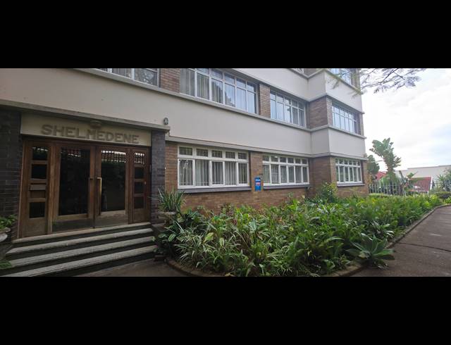 3 BEDROOM APARTMENT FOR SALE IN GLENWOOD